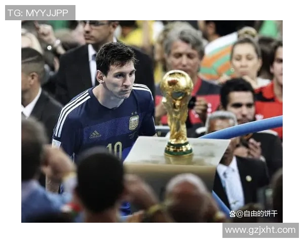 顶球技术卓越的足球明星是谁他在赛场上的表现如何