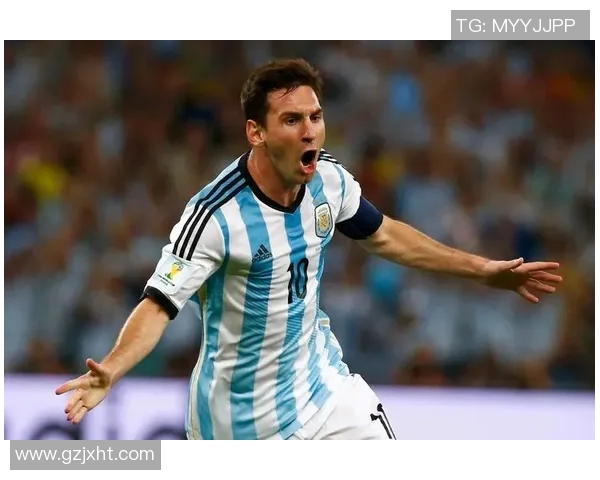 三大最强球员足球明星的传奇故事与辉煌成就解析 三大最强球员足球明星的传奇故事与辉煌成就解析