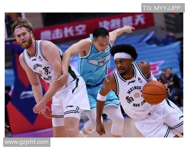 沈梓捷的篮球之路：从青涩少年到CBA明星球员的成长故事